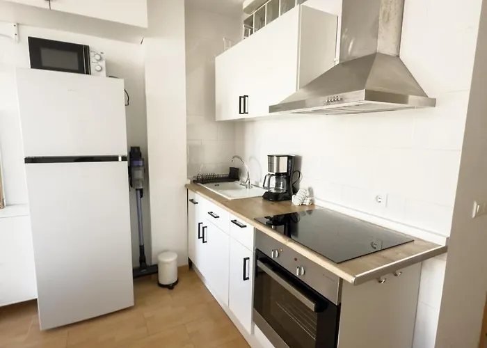 Modern & Bright In The Heart Of