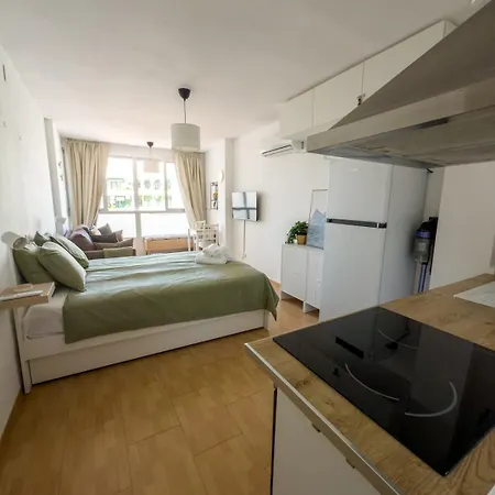 Modern & Bright In The Heart Of