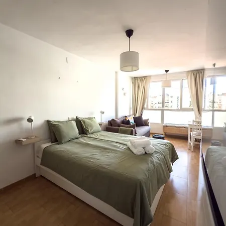Appartamento Modern & Bright In The Heart Of