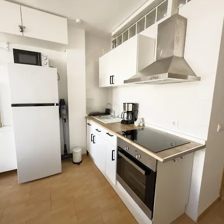 Modern & Bright In The Heart Of