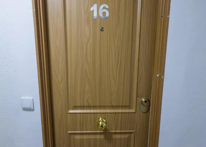 Apartament Modern & Bright In The Heart Of