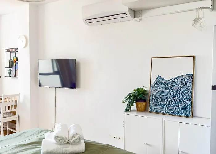 Modern & Bright In The Heart Of *