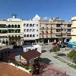 Modern & Bright In The Heart Of Lejlighed *