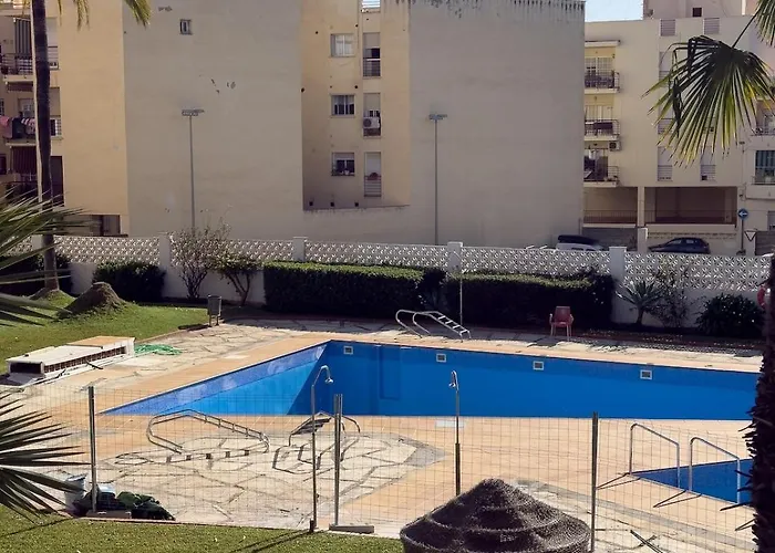 Modern & Bright In The Heart Of Nerja